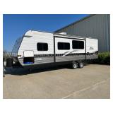 2 Lots: 2022 Jayco SLX 8 267 BHS Travel Trailers