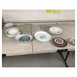 Various plates and bowlsTOYS   BOARD GAMES