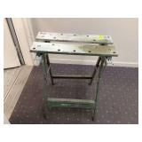 WORKMATE TABLE - TOOLSAssorted books in box