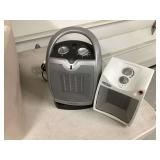 Three electric heaters and one paper shredderSQUARE PLANT STAND - HOME DECOR