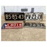 Black and white Michigan plates1976 bicentennial plateWhite gold chain necklace with twisted rope de