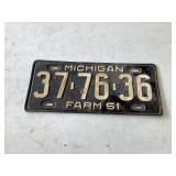 Black yellow Farm plate 1951 Michigan