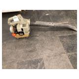 ECHO GAS LEAF BLOWER - LAWN & GARDEN