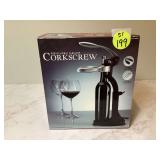 Compact efficient cork remover for tabletop use