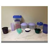 Assorted tupperware box