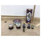 Chinese cloisonné trinket boxes vase with crack