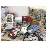 ORNAMENTS   HOLIDAY DECOR