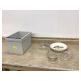 Measuring cup pie plate loaf pan juicer chips