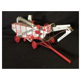 McCormick Deering Thrasher (1/28) w/Box