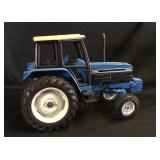 Ford 8240 Tractor (1/16 Scale)