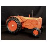 Case 500 Tractor (1/16) w/Box