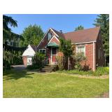 Good Brick 4-Bed Home On 1.5 Acres
1,407 SF, 4 Bed, 1 Bath
