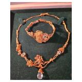 
	Fine Jewelry, Gold, Silver & Platinum, 200 Pieces

	&nbsp;
